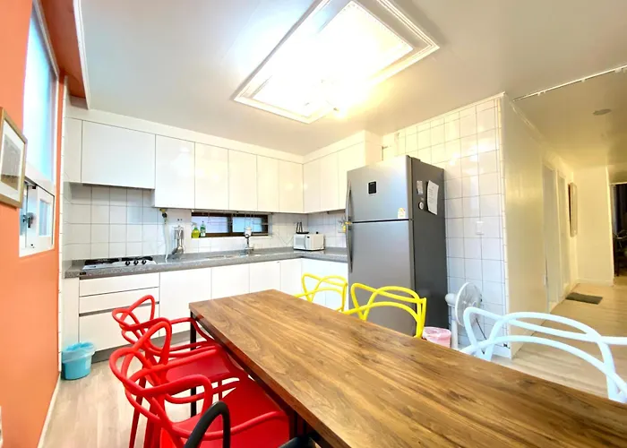 Local Station 10min Car Forest Trail Apartamento *